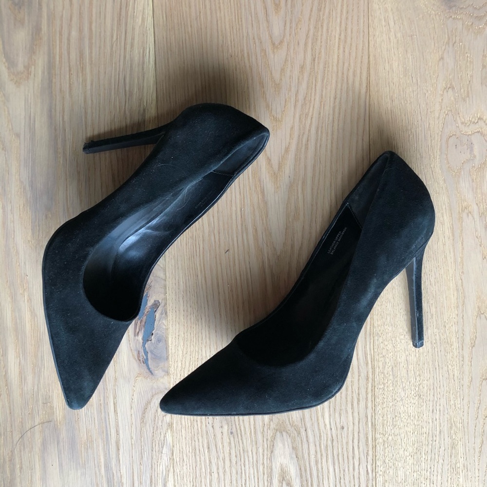 Suede pointed toe heels